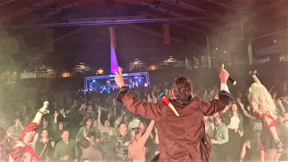 Hitpiraten Showact Firmenfeier